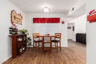 Photo #3: 6128695 Listing