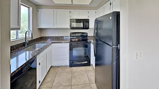 Photo #4: 6128890 Listing