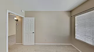 Photo #5: 6128890 Listing