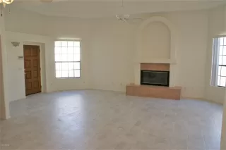 Photo #6: 6128897 Listing