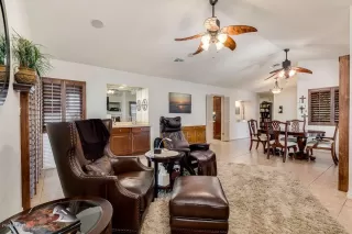 Photo #1: 6128969 Listing