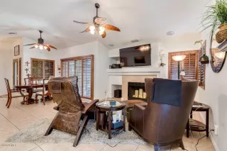 Photo #5: 6128969 Listing