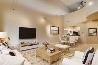 Photo #3: 6129027 Listing
