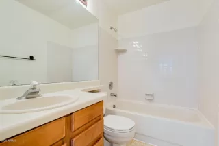 Photo #5: 6129165 Listing