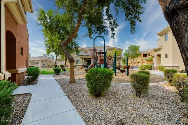 MLS: 6129541 Condo For Sale