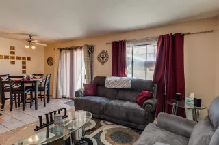 Photo #6: 6129568 Listing