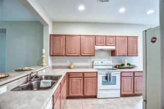 Photo #5: 6129723 Listing