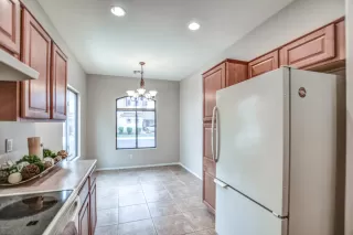 Photo #6: 6129723 Listing