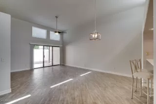 Photo #2: 6129732 Listing 