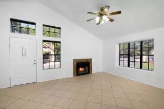 Photo #2: 6129883 Listing