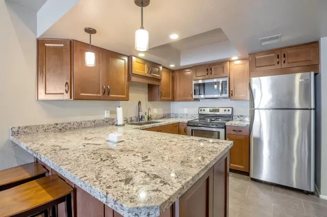 MLS: 6129892 Condo For Sale