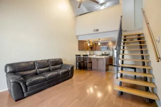 Photo #3: 6129892 Listing 