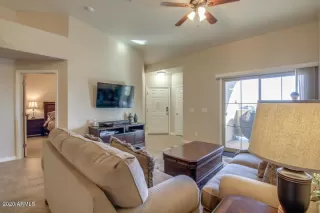 Photo #4: 6130249 Listing