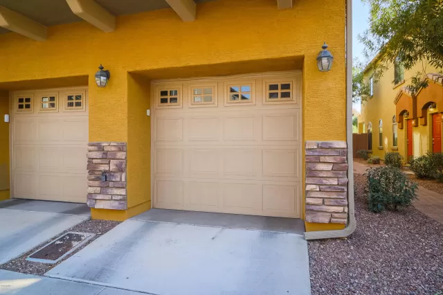 MLS: 6130306 Condo For Sale