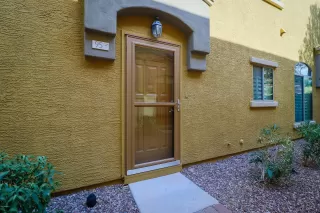 Photo #4: 6130306 Listing