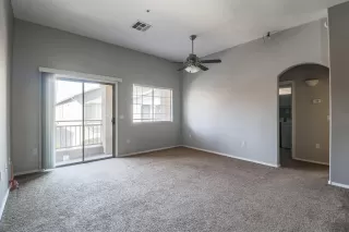 Photo #6: 6130306 Listing