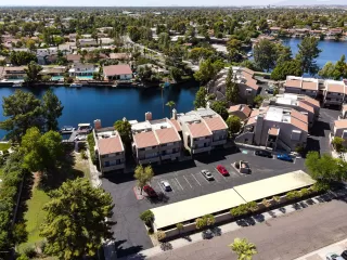 Photo #2: 6130334 Listing