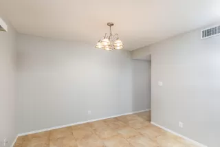 Photo #5: 6130653 Listing