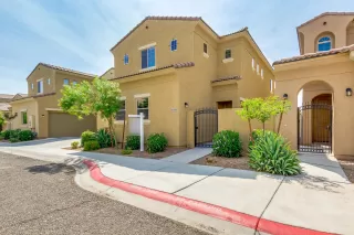 Photo #1: 6130804 Listing 
