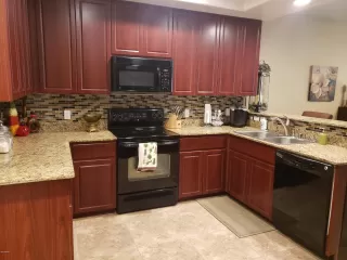 Photo #6: 6130970 Listing