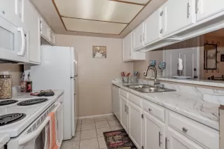 Photo #4: 6131015 Listing