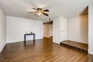 Photo #2: 6131093 Listing 