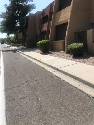 Photo #1: 6131098 Listing 