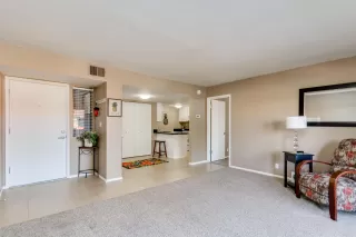 Photo #3: 6131103 Listing