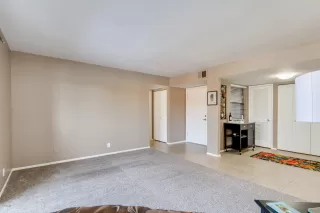 Photo #4: 6131103 Listing