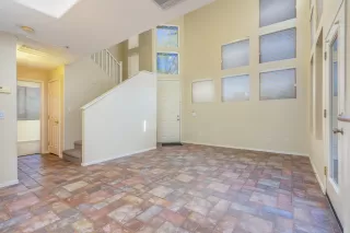 Photo #2: 6131110 Listing