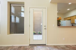 Photo #4: 6131110 Listing