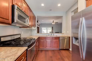 Photo #4: 6131133 Listing