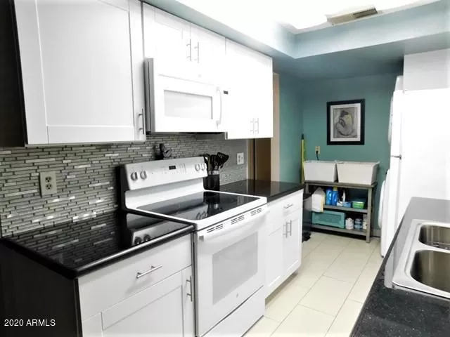 MLS: 6131197 Condo For Sale