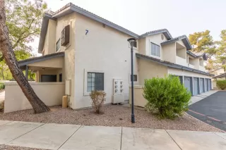 Photo #5: 6131264 Listing