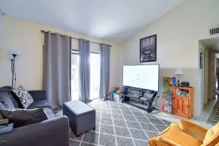 Photo #3: 6131411 Listing