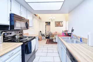 Photo #6: 6131411 Listing