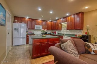 Photo #3: 6131657 Listing