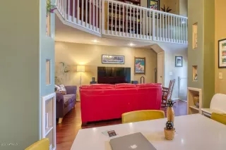 Photo #5: 6131657 Listing