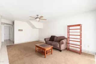 Photo #5: 6131977 Listing 