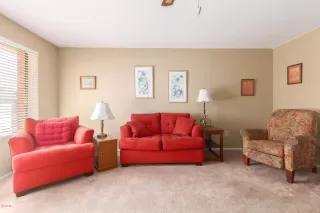 Photo #5: 6132011 Listing 