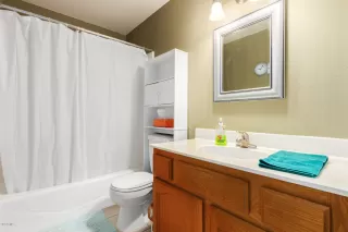 Photo #6: 6132011 Listing 