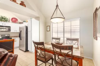 Photo #5: 6132290 Listing