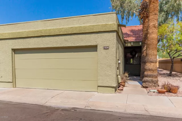 MLS: 6132597 Condo For Sale