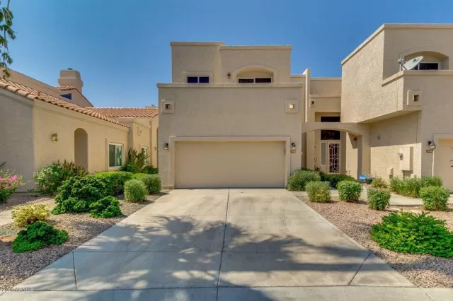 MLS: 6132667 Condo For Sale