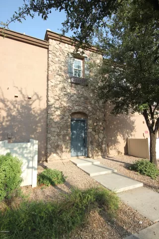 Photo #1: 6132812 Listing