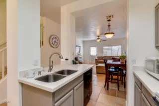 Photo #4: 6132820 Listing