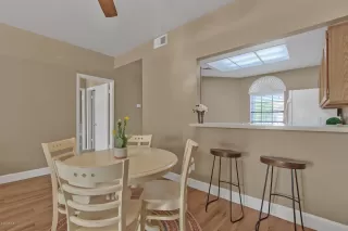 Photo #5: 6132893 Listing