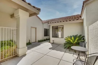 Photo #4: 6132922 Listing