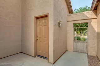 Photo #4: 6133033 Listing