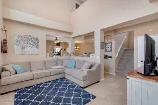 Photo #6: 6133033 Listing